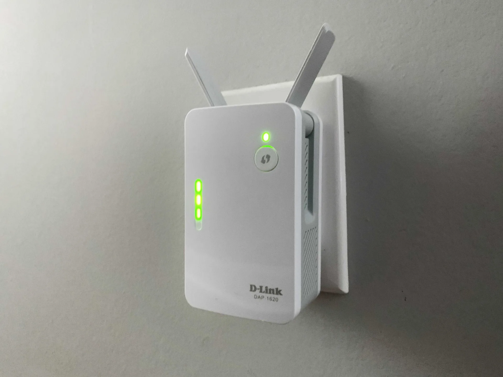 What Does a WiFi Extender Do