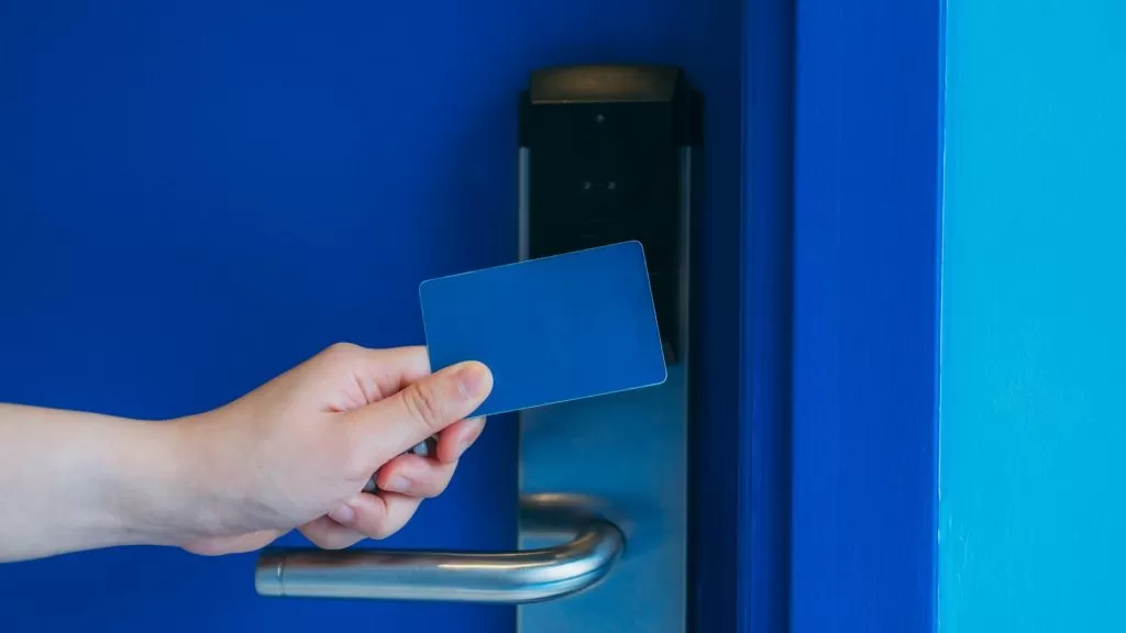 Electronic key card for unlocking hotel doors. Smart card for door access control.